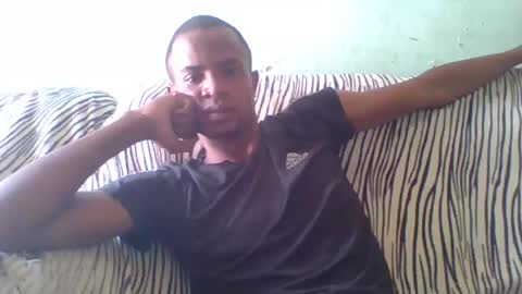 Snapshot of henriotflavien20 chatting on December 7, 2024, 11:40 am Adrian Honey online show from December 7, 2024, 11:40 am