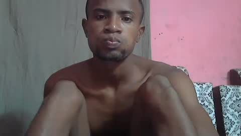 Snapshot of henriotflavien20 chatting on December 9, 2024, 7:18 pm Adrian Honey online show from December 9, 2024, 7:18 pm