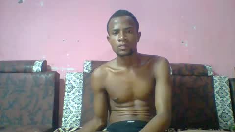 Snapshot of henriotflavien20 chatting on December 19, 2024, 8:34 pm Adrian Honey online show from December 19, 2024, 8:34 pm