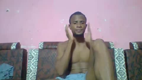 Snapshot of henriotflavien20 chatting on December 21, 2024, 8:10 pm Adrian Honey online show from December 21, 2024, 8:10 pm