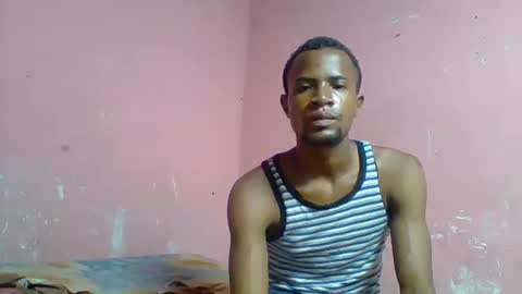 Snapshot of henriotflavien20 chatting on December 28, 2024, 5:12 am Adrian Honey online show from December 28, 2024, 5:12 am