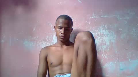 Snapshot of henriotflavien20 chatting on February 7, 2025, 5:10 am Adrian Honey online show from February 7, 2025, 5:10 am