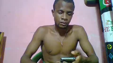 Snapshot of henriotflavien20 chatting on March 4, 2025, 5:11 am Adrian Honey online show from March 4, 2025, 5:11 am