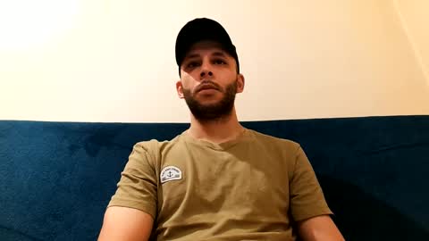 Snapshot of henryaxe chatting on January 25, 2025, 8:10 pm HenryAxe online show from January 25, 2025, 8:10 pm