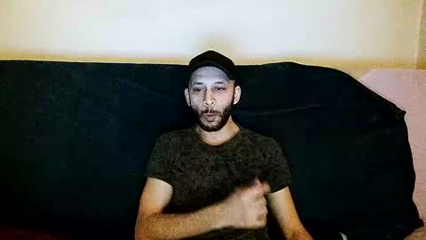 Snapshot of henryaxe chatting on February 6, 2025, 12:00 am HenryAxe online show from February 6, 2025, 12:00 am