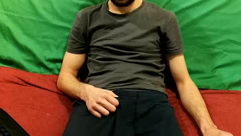 Snapshot of henryaxe chatting on March 3, 2025, 11:03 pm HenryAxe online show from March 3, 2025, 11:03 pm