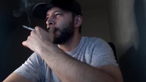 Snapshot of henryaxe chatting on October 20, 2025, 2:56 am HenryAxe online show from October 20, 2025, 2:56 am