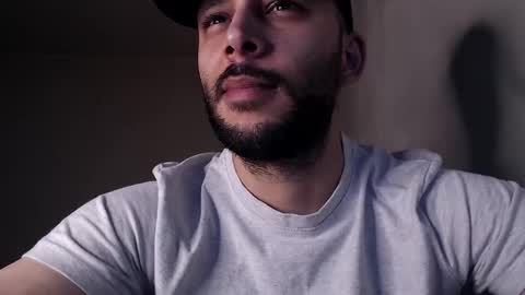 Snapshot of henryaxe chatting on November 15, 2025, 3:48 am HenryAxe online show from November 15, 2025, 3:48 am