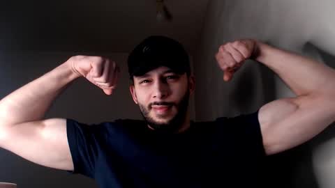 Snapshot of henryaxe chatting on February 21, 2026, 11:44 am HenryAxe online show from February 21, 2026, 11:44 am