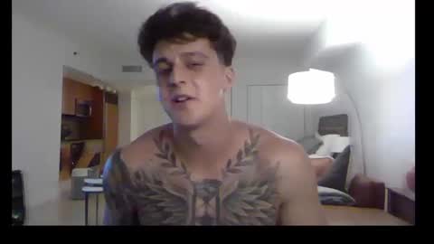 Snapshot of henrydesanti chatting on September 13, 2025, 12:54 am henrydesanti online show from September 13, 2025, 12:54 am