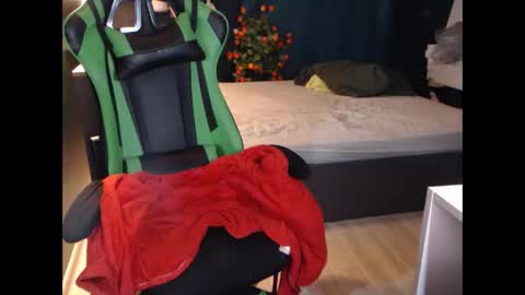 Snapshot of hentaishiing chatting on November 13, 2025, 11:36 pm Hentaishiing online show from November 13, 2025, 11:36 pm