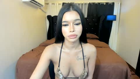 Snapshot of herafox chatting on July 5, 2026, 12:45 pm HeraFox online show from July 5, 2026, 12:45 pm