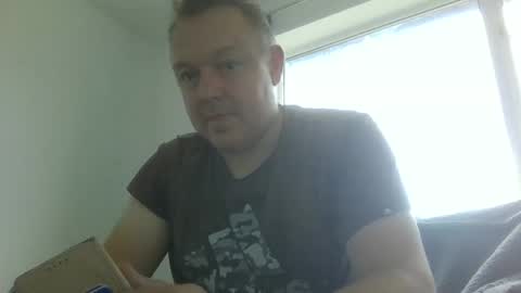 Snapshot of heretoserveyouall chatting on October 4, 2025, 3:43 pm heretoserveyouall online show from October 4, 2025, 3:43 pm