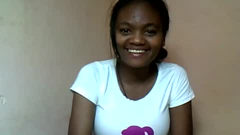 herisse01 online show from June 15, 2026, 5:48 pm