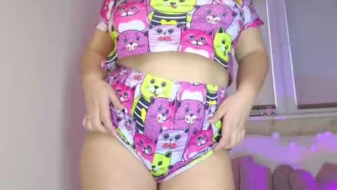 Snapshot of heroine_of_your_life chatting on December 20, 2024, 10:05 am Maryana online show from December 20, 2024, 10:05 am