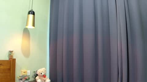 Snapshot of hersheys_aran chatting on December 9, 2024, 6:01 am Aran online show from December 9, 2024, 6:01 am