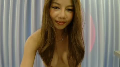Snapshot of hersheys_aran chatting on April 4, 2026, 7:28 am Aran online show from April 4, 2026, 7:28 am