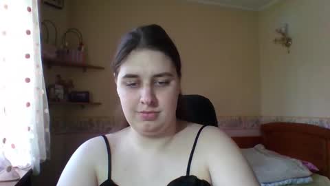 hess_luna_ online show from March 23, 2026, 9:24 am