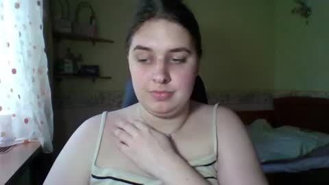 Snapshot of hess_luna_ chatting on June 18, 2026, 9:14 am hess_luna_ online show from June 18, 2026, 9:14 am