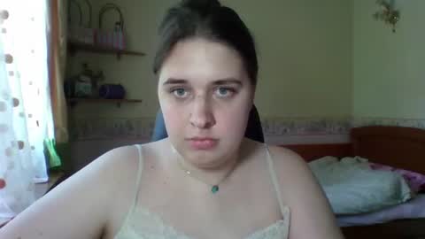 Snapshot of hess_luna_ chatting on July 16, 2026, 9:04 am hess_luna_ online show from July 16, 2026, 9:04 am