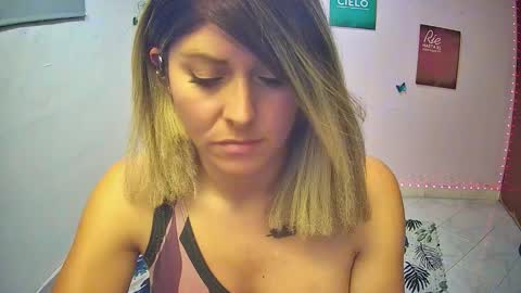 Hestesiaxx online show from January 9, 2026, 2:36 am