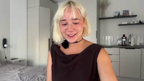 Snapshot of hey__lucy chatting on August 9, 2026, 3:50 pm Lucy Nip slip shady online show from August 9, 2026, 3:50 pm