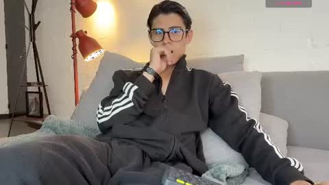 hey_cesard online show from July 9, 2026, 2:32 pm