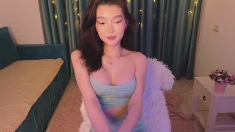 Snapshot of hey_herbal chatting on January 31, 2025, 3:22 pm Audrey online show from January 31, 2025, 3:22 pm