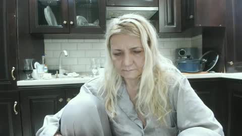 Snapshot of heyheygrey chatting on July 14, 2026, 4:56 pm Heyheygrey online show from July 14, 2026, 4:56 pm