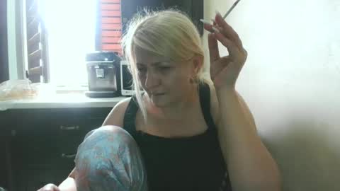 Snapshot of heyheygrey chatting on July 20, 2026, 9:23 am Heyheygrey online show from July 20, 2026, 9:23 am