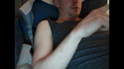Snapshot of heyimfine1 chatting on March 3, 2025, 6:59 am heyimfine1 online show from March 3, 2025, 6:59 am