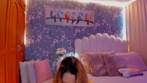Snapshot of heymartina chatting on April 20, 2026, 4:21 pm Martina Ricci Show schedule Monday to Friday 8am colombia time I work some weekends online show from April 20, 2026, 4:21 pm