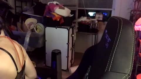 Snapshot of heynicole01 chatting on January 7, 2025, 6:05 am FlexieFae online show from January 7, 2025, 6:05 am