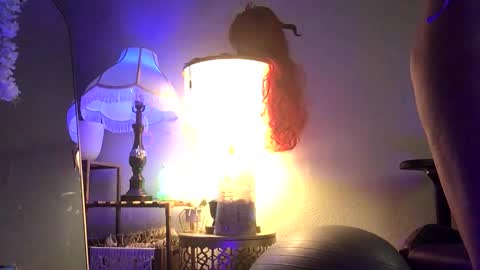 Snapshot of heynicole01 chatting on February 4, 2025, 9:07 am FlexieFae online show from February 4, 2025, 9:07 am