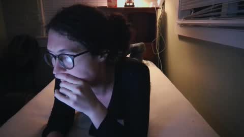 Ada Sophie online show from December 29, 2024, 7:50 am