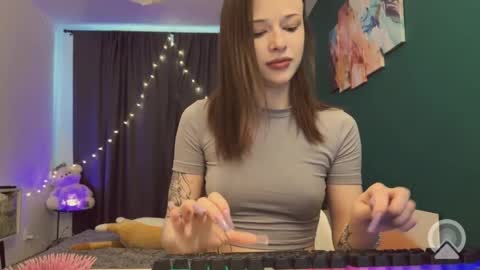 Diana online show from April 8, 2026, 10:26 am