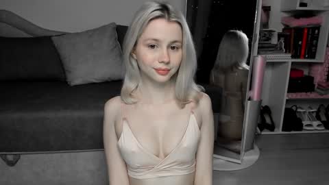 Snapshot of hi_popsy chatting on January 19, 2026, 5:00 am Popsy Risha online show from January 19, 2026, 5:00 am