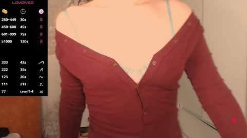 Hiaru online show from October 27, 2025, 5:33 am