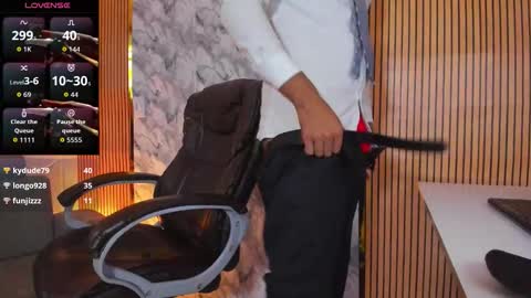 George online show from October 13, 2025, 11:43 am