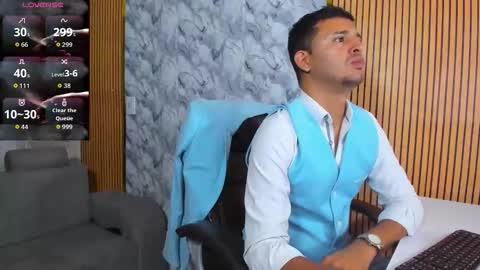 Snapshot of hiddenoffice chatting on January 19, 2026, 2:26 am George online show from January 19, 2026, 2:26 am