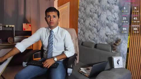 Snapshot of hiddenoffice chatting on February 16, 2026, 1:13 am George online show from February 16, 2026, 1:13 am