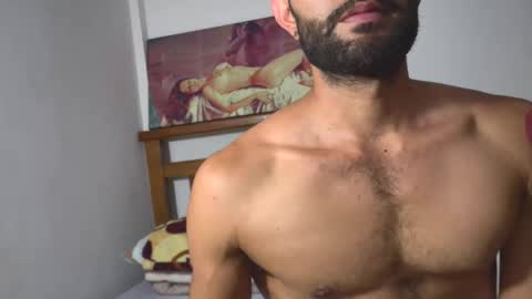 Snapshot of hideonbush051 chatting on December 22, 2025, 3:31 pm hideonbush online show from December 22, 2025, 3:31 pm