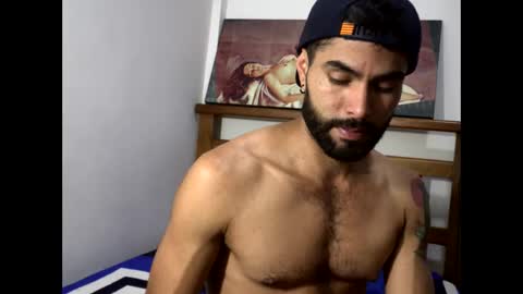 Snapshot of hideonbush051 chatting on January 7, 2026, 2:19 pm hideonbush online show from January 7, 2026, 2:19 pm