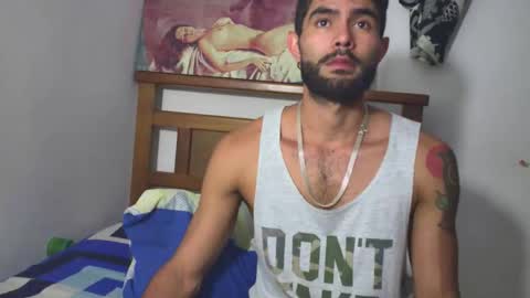 Snapshot of hideonbush051 chatting on February 18, 2026, 12:28 am hideonbush online show from February 18, 2026, 12:28 am