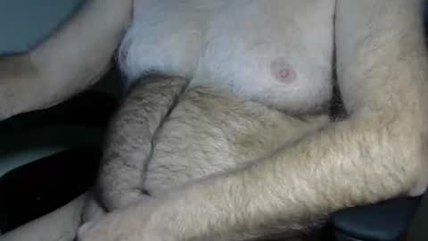 Snapshot of higgins11 chatting on December 22, 2025, 1:02 am higgins11 online show from December 22, 2025, 1:02 am