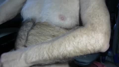 Snapshot of higgins11 chatting on April 5, 2026, 11:24 pm higgins11 online show from April 5, 2026, 11:24 pm