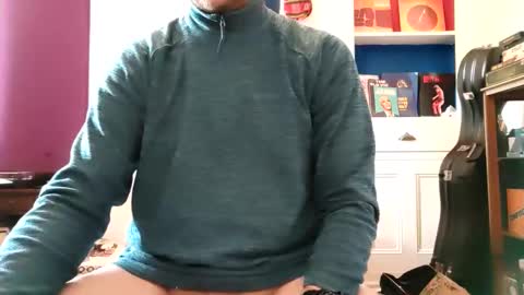 Snapshot of highway2025 chatting on January 28, 2025, 12:22 pm Highway online show from January 28, 2025, 12:22 pm