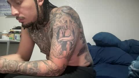 hihello400 online show from November 26, 2025, 9:43 am