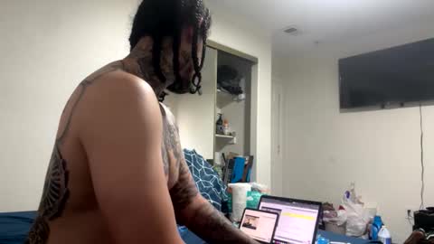 hihello7777 online show from November 15, 2025, 9:21 pm