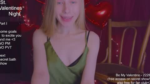 Snapshot of hihi_im_chloe chatting on February 16, 2025, 1:14 am Chloe online show from February 16, 2025, 1:14 am